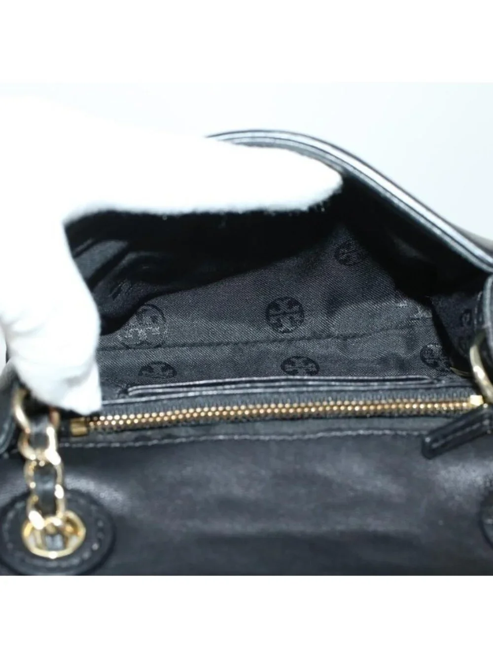 Authentic TORY BURCH Chain Shoulder Bag Leather Black